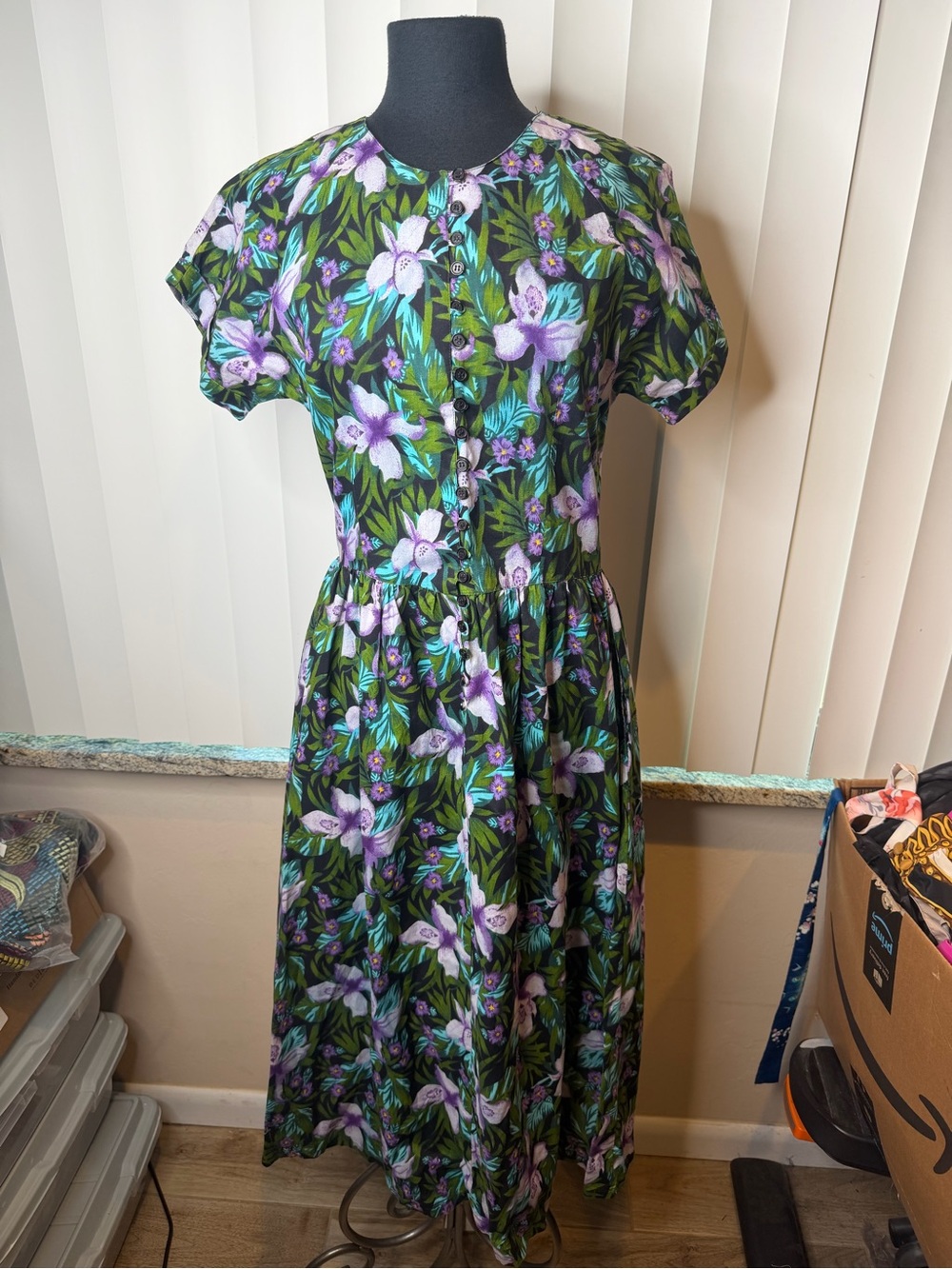 Vintage Erika Taylor Floral Button-Front Midi Dress Green Lavender Size Medium